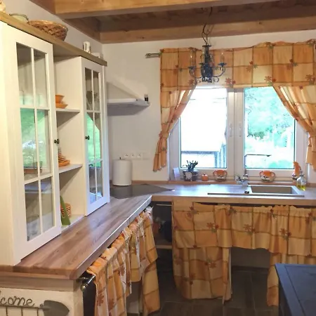 Dom wakacyjny Drevenica Pod Horou *