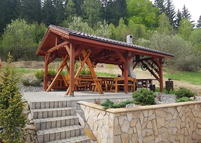 Drevenica Pod Horou * Vysna Korna